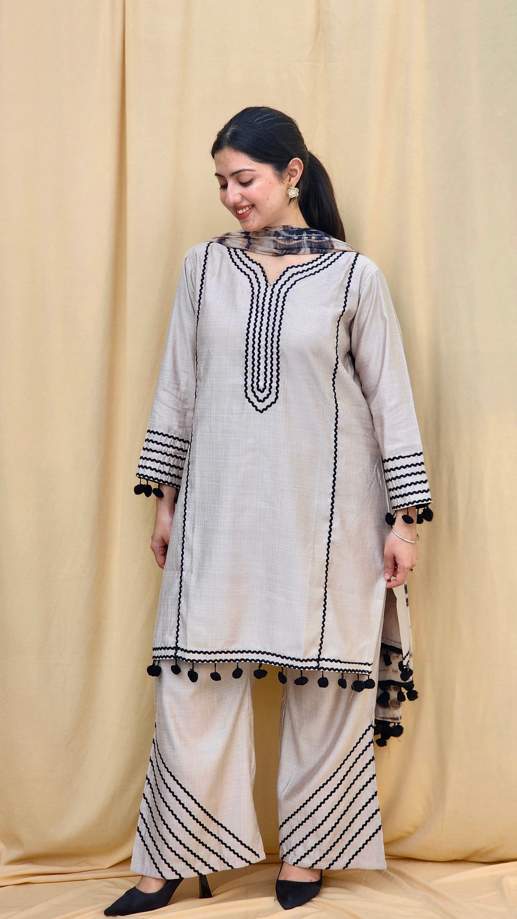 Ivory Noir | Embroidered 3-Piece Set