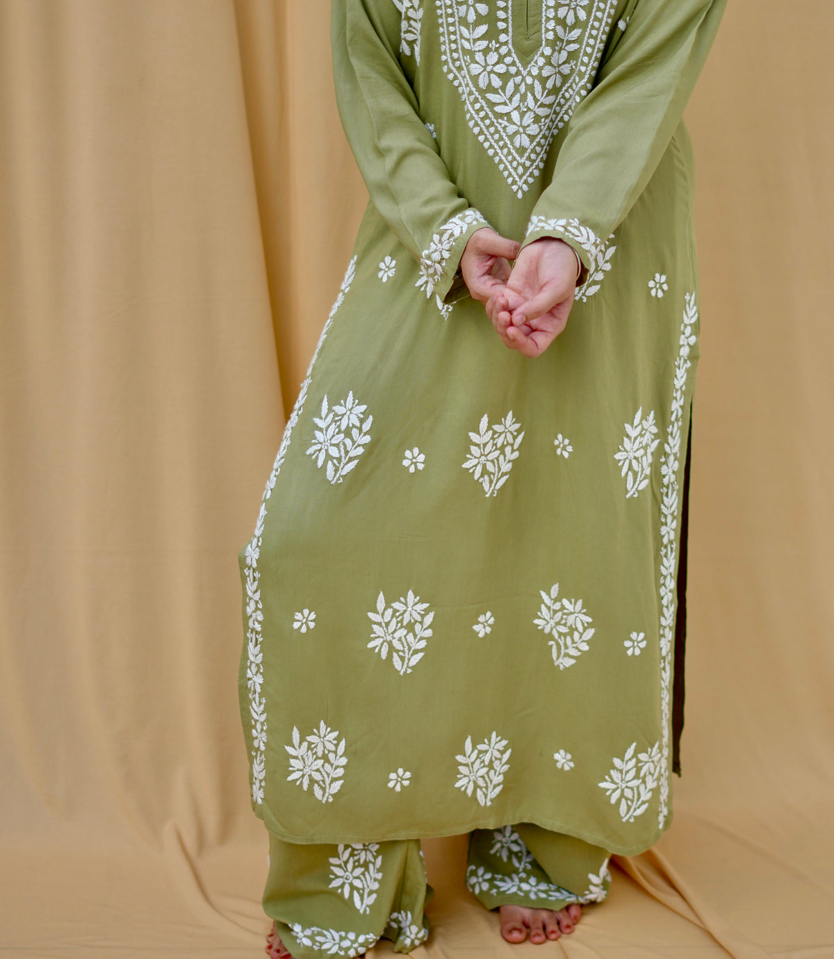 Olive Noor | Lucknowi Chikankari Kurta Set