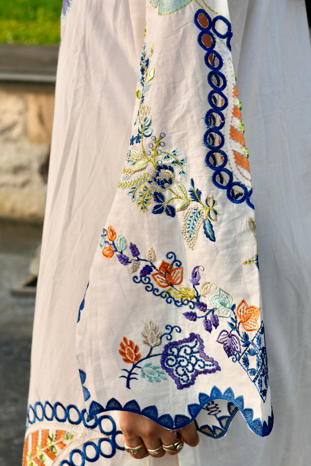 Rangrez Pakistani Kurta Set