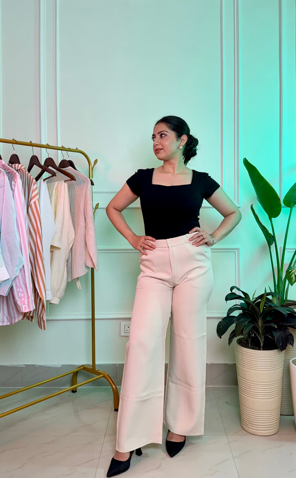 Soft Square | Square-Neck Top