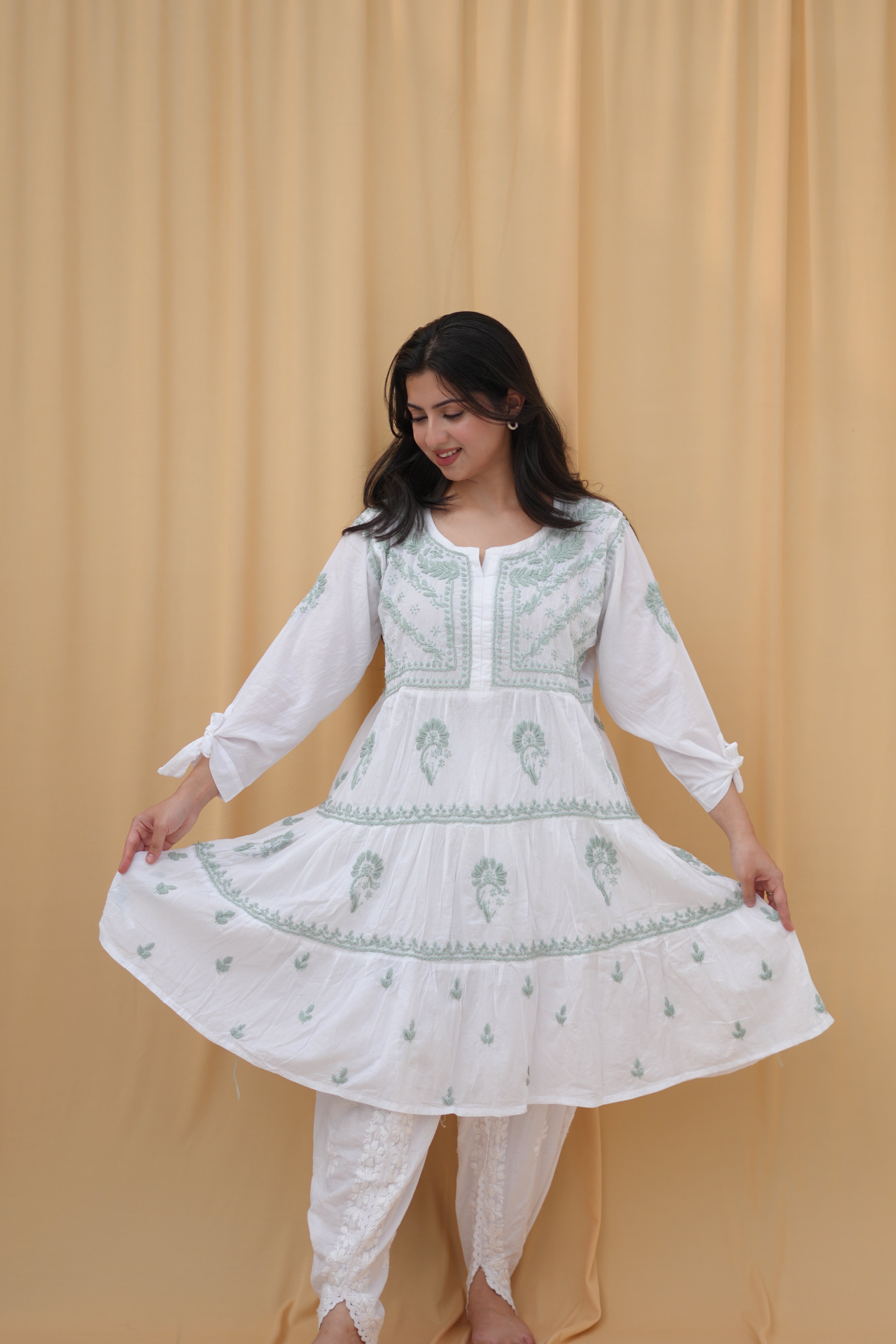 Mint Meher | Lucknowi Chikankari Tiered Kurta