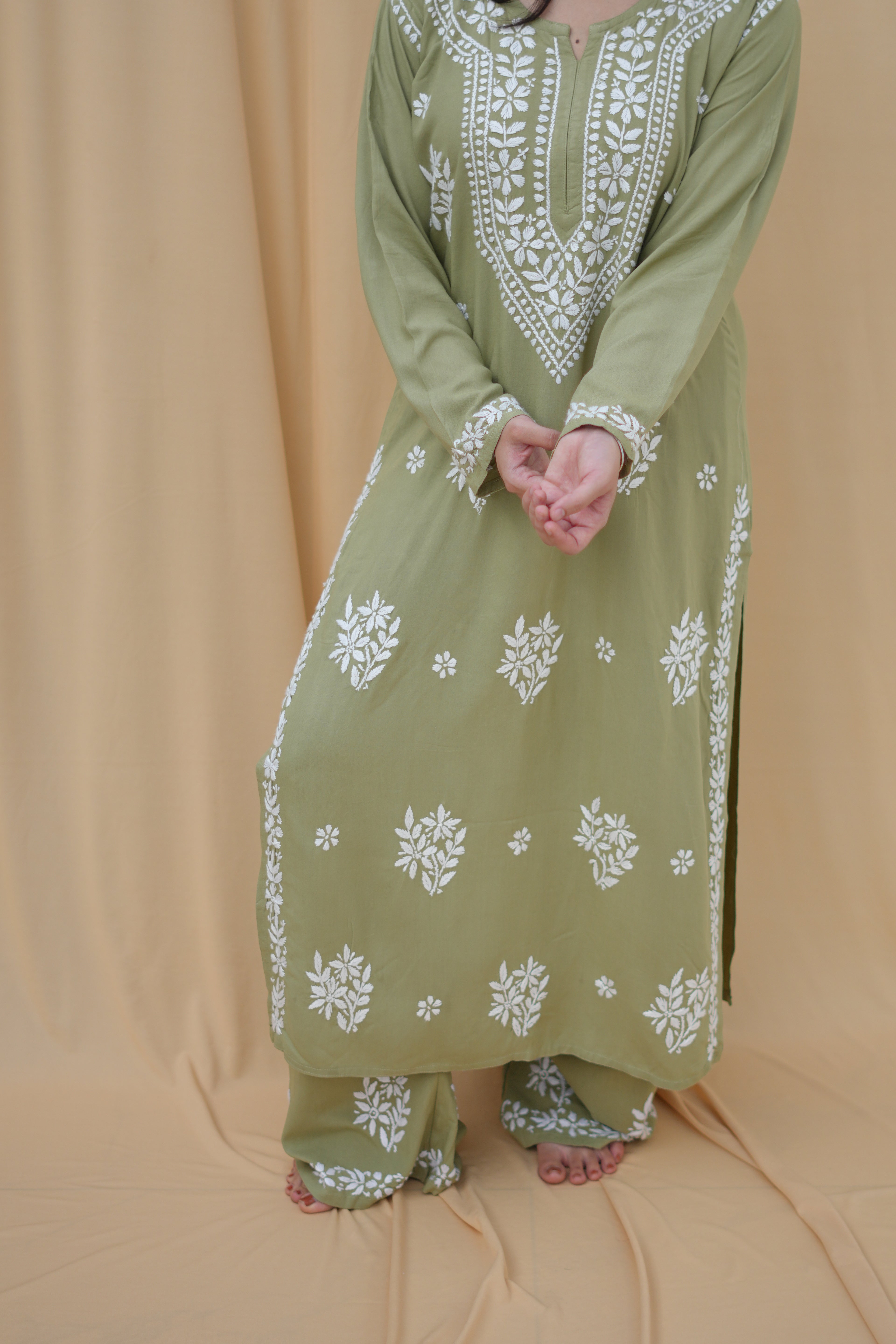 Olive Noor | Lucknowi Chikankari Kurta Set