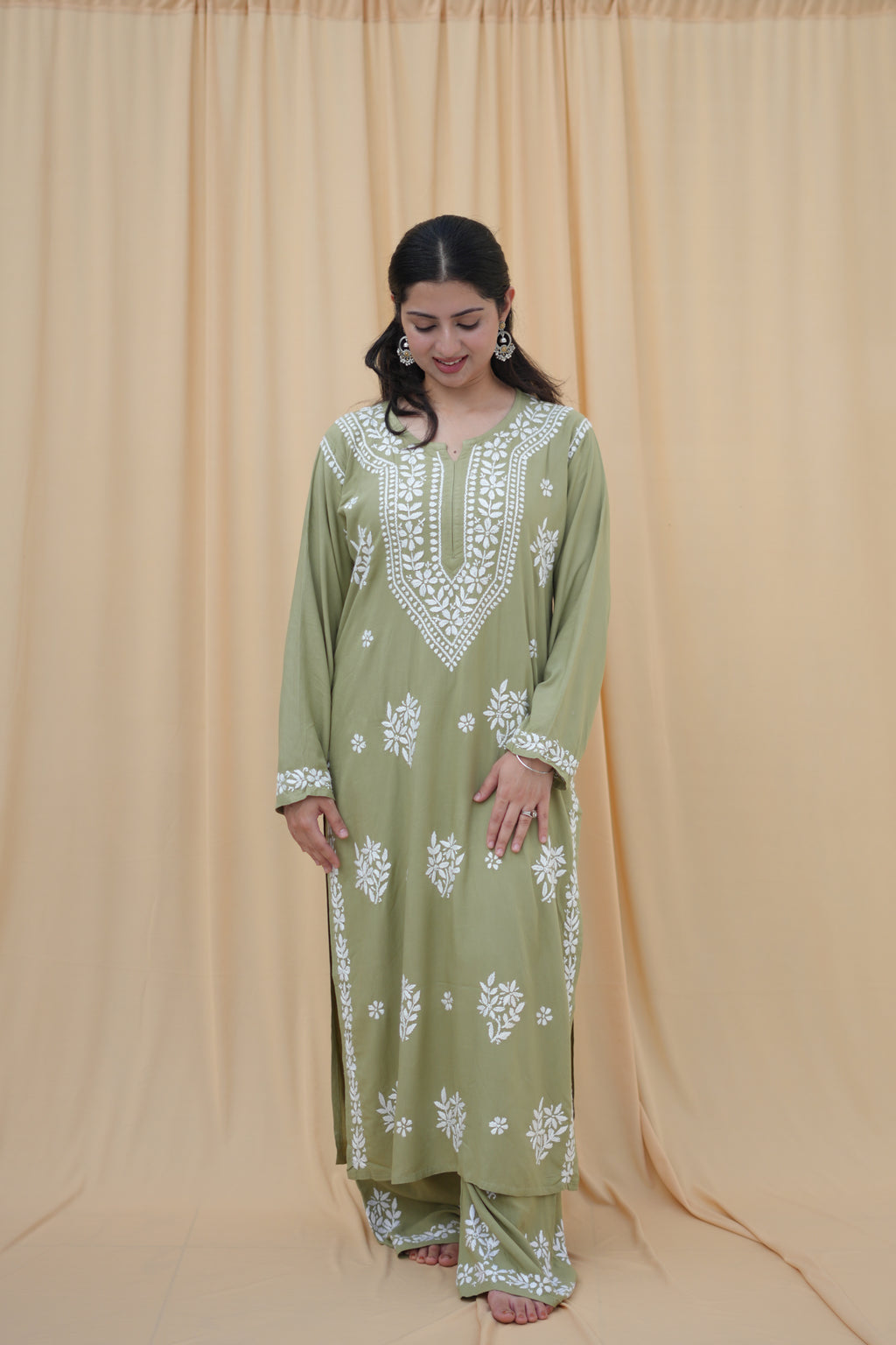 Olive Noor | Lucknowi Chikankari Kurta Set
